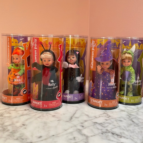 2003 Halloween Party Kelly Set